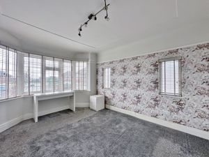 Photo 16- click for photo gallery